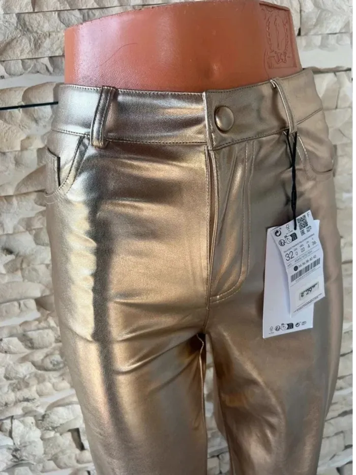 Superbe pantalon droit dorée - neuf - taille 32 - photo numéro 4