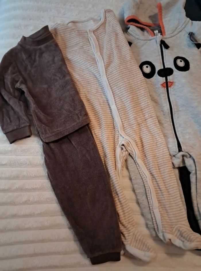 4 pyjama 12 mois garcon - photo numéro 2