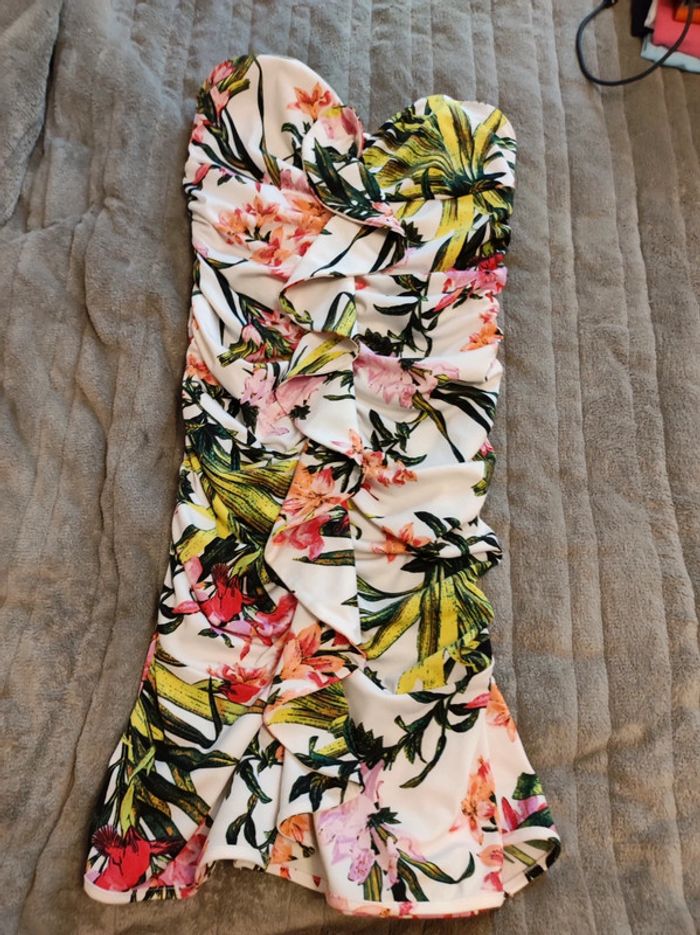 magnifique robe bustier fleurs