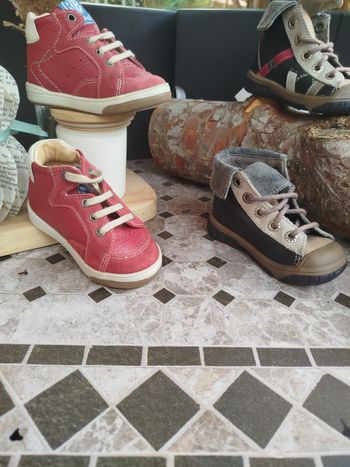Lot de chaussures pour bébé