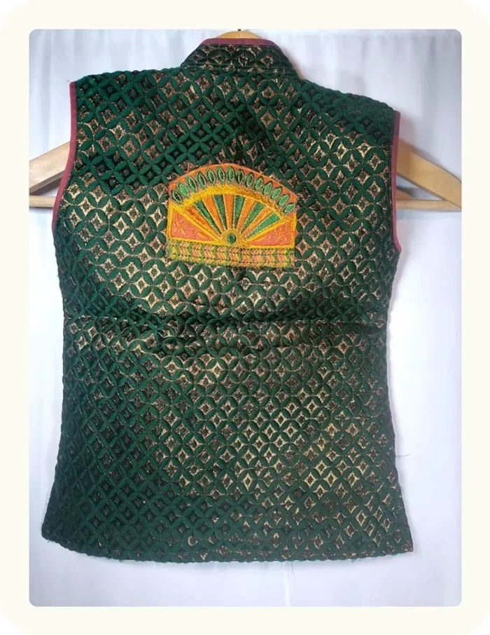 Gilet sans manches traditionnel enfant Atharva Taile 5-6 ans - photo numéro 4