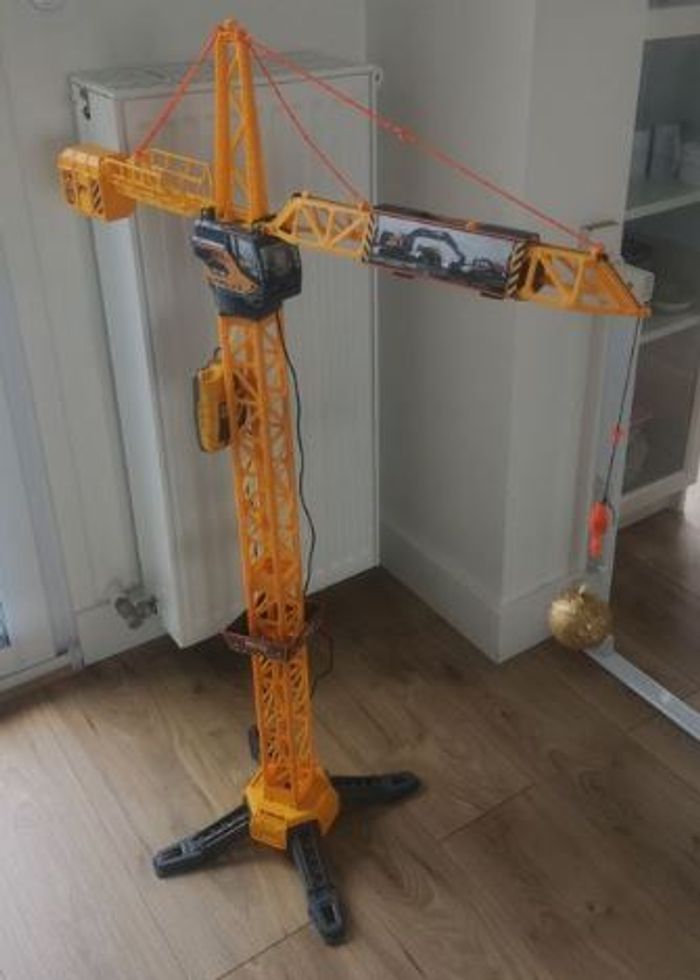 Grue de chantier télécommandée - photo numéro 3