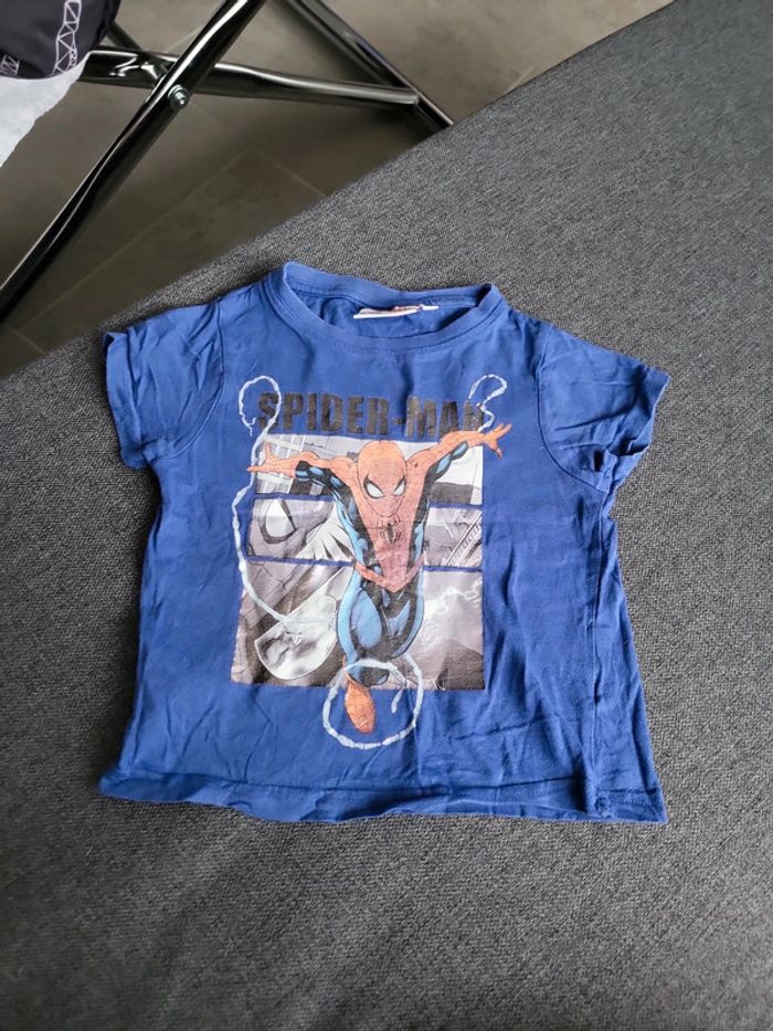 T shirt spiderman