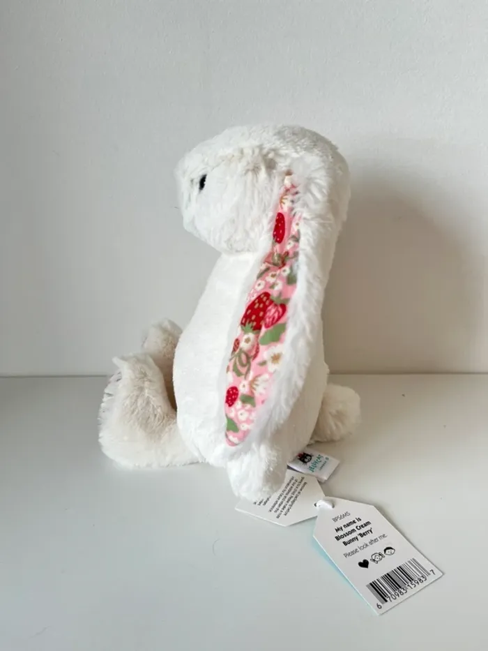 Blossom cream bunny berry Jellycat - photo numéro 2