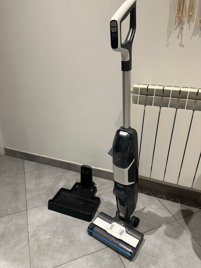 Aspirateur balais bissell