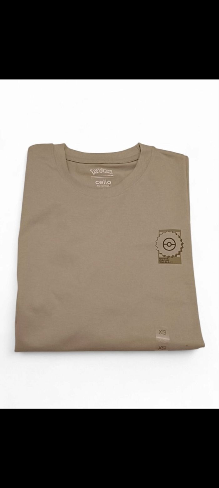 T-shirt Celio collection Pokémon starter plante XS - photo numéro 2