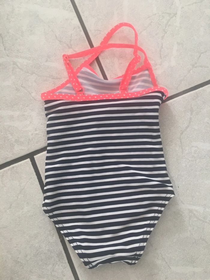 Vend maillot de bain 3 mois - photo numéro 2