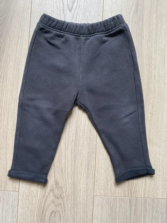 Lot 2 pantalons - photo numéro 2