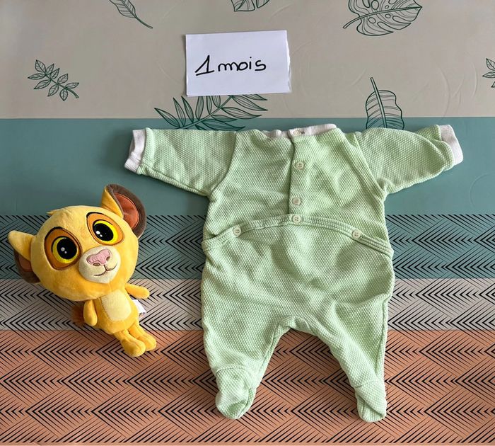 Pyjama taille 1 mois - photo numéro 2