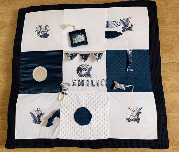 Tapis d’éveil / de parc neuf