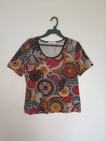 T-shirt imprimé mandala rouge/jaune – Christine Laure