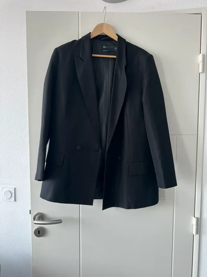 veste / blazer noire droite