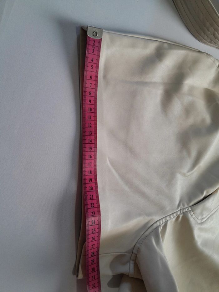 Short taille haute simili la city - photo numéro 16
