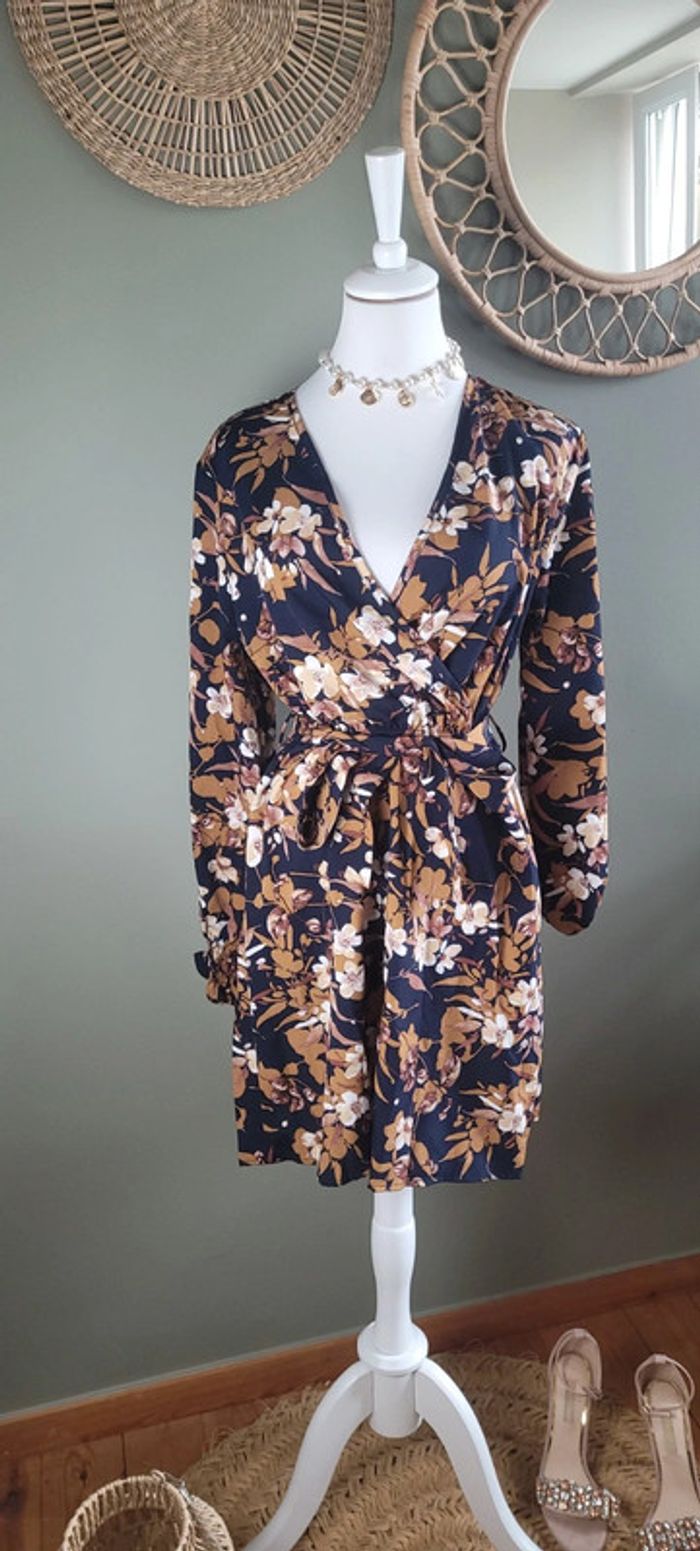 Magnifique robe New collection Taille S - photo numéro 2