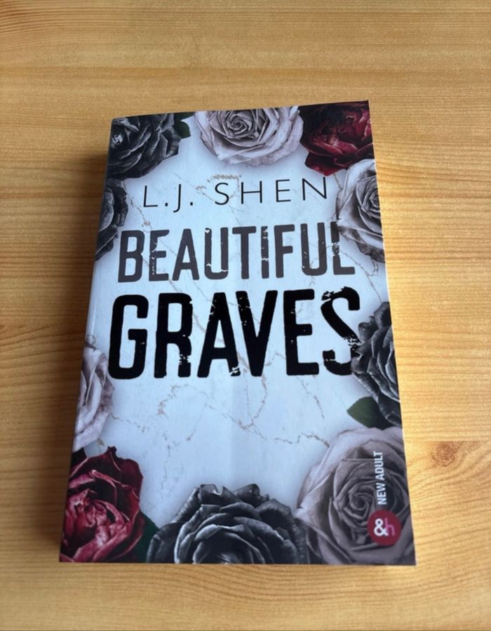 Livre: Beautiful Grave