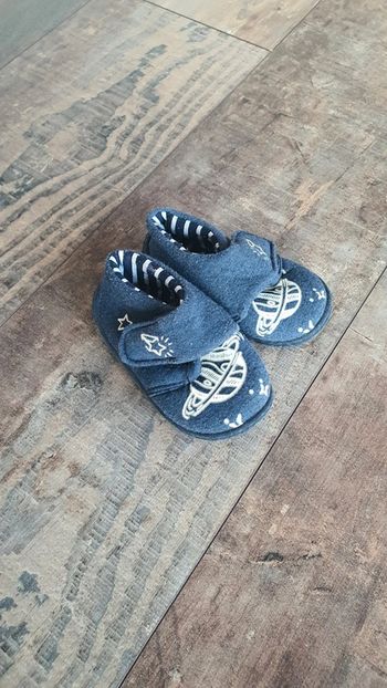 👦  chausson tex Taille 19 en très bon état