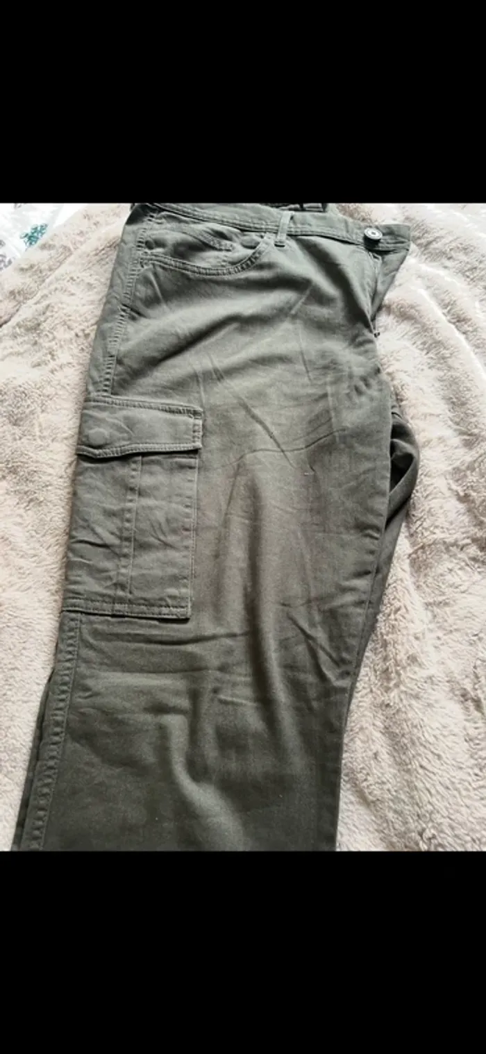Pantalon kaki 46 - photo numéro 3