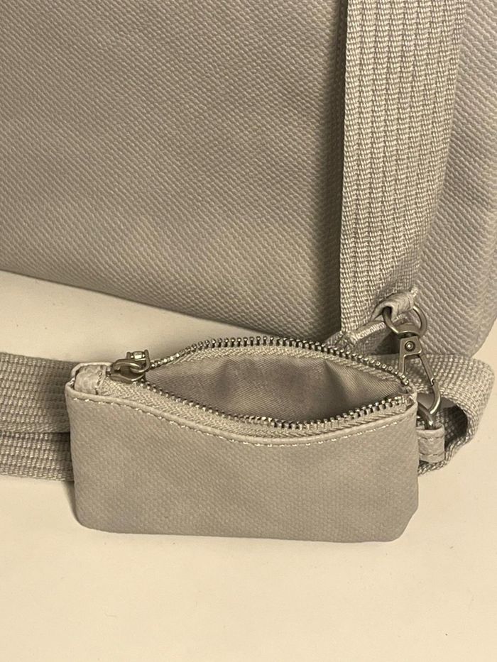 PROJECT X paris
Sacoche unie grise - photo numéro 2