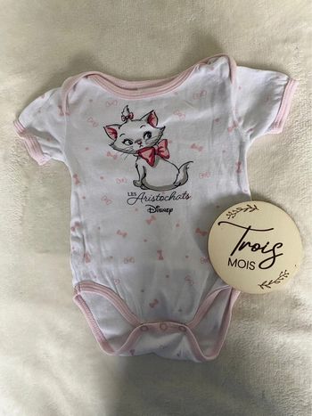 Body Disney Marie des Aristochats – Manches courtes, excellent état 🐱🎀