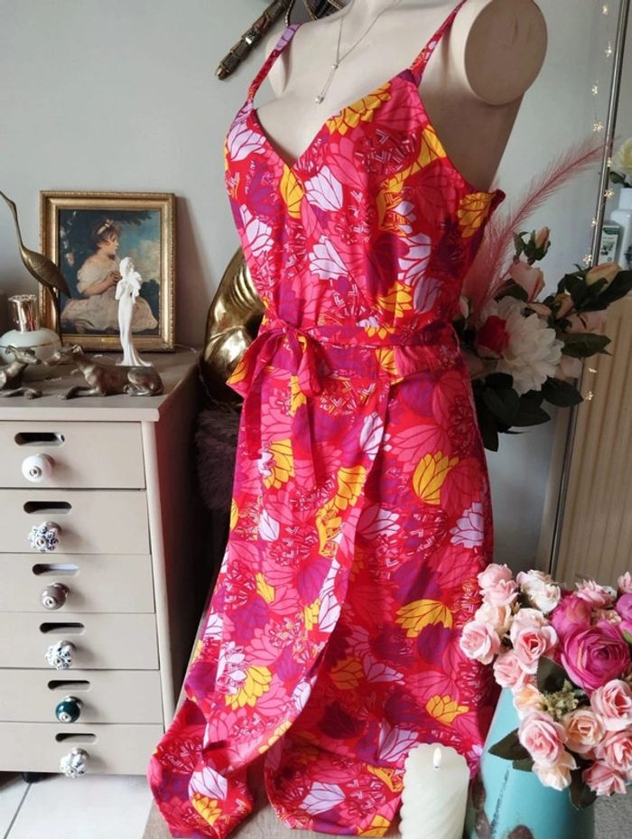 🪷Robe Légère Fleurie La Fiancée du Mékong T40/42🪷 - photo numéro 5