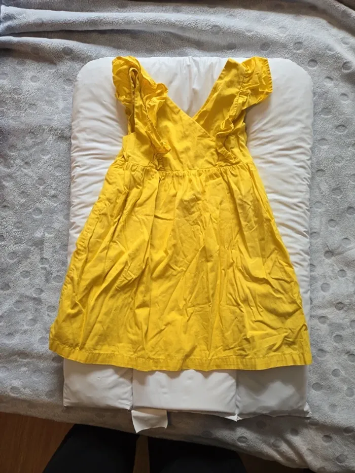 Robe verbaudet taille 6 ans - photo numéro 2