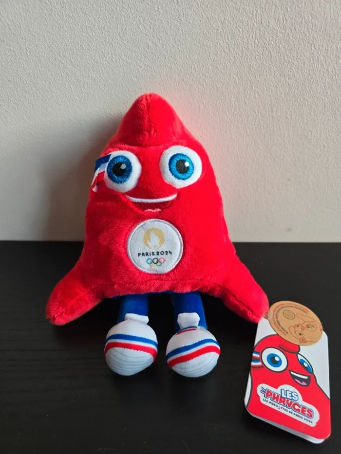 peluches les phryges 23 cm Paris 2024