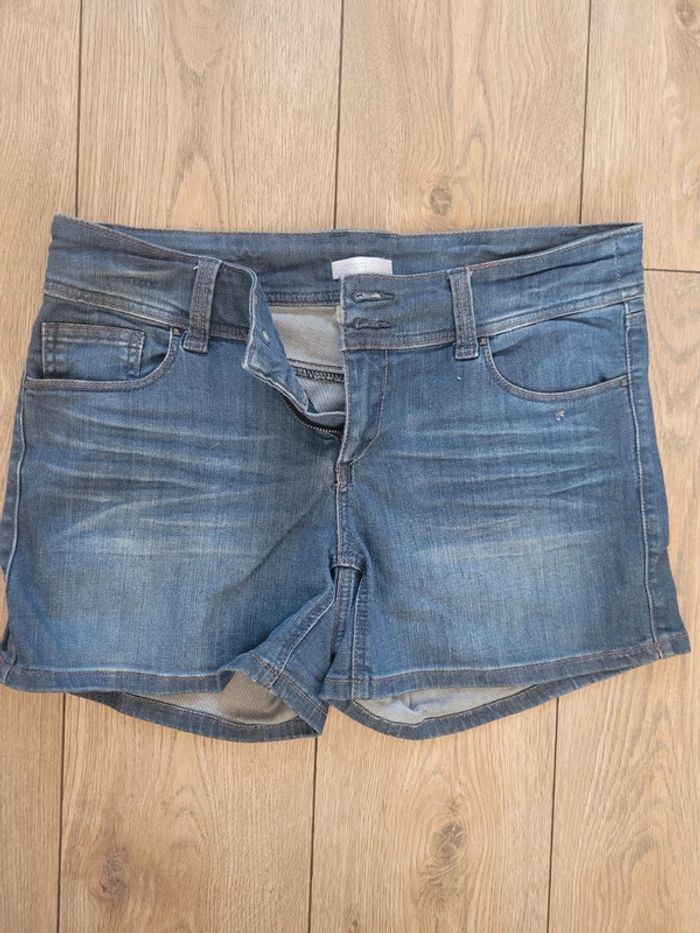 Short en jean court - photo numéro 3