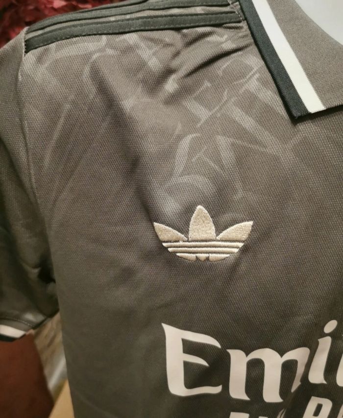 Maillot de foot Réal Madrid - photo numéro 3