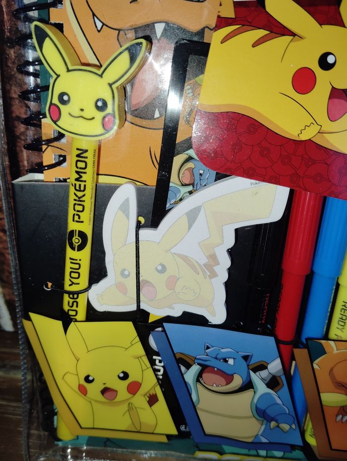 Set de papeterie Pokémon - photo numéro 3