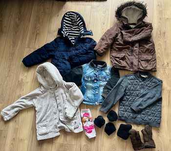 Lot 11 vêtements garçon hiver 4 ans 