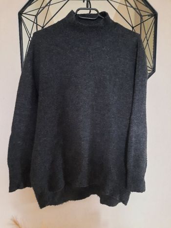 Pull col montant