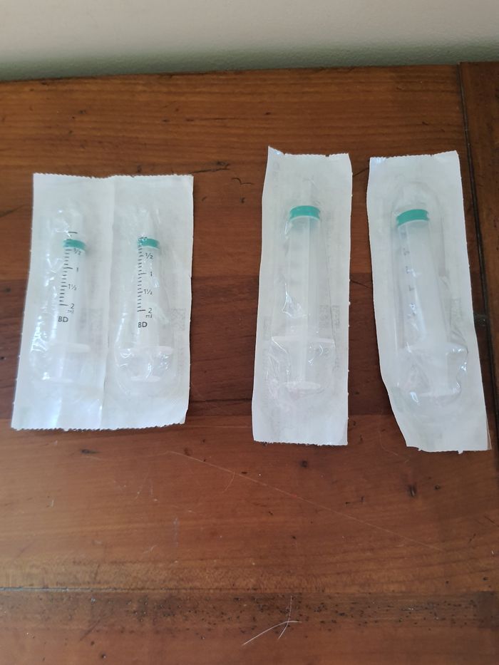 Lot de 4 seringues Bd Emerald