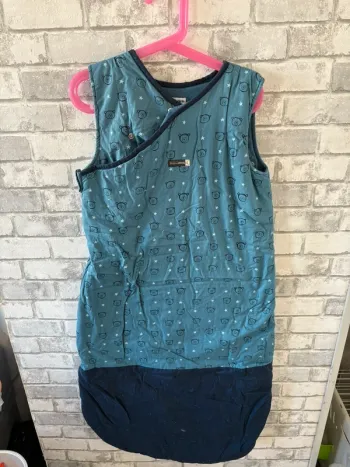 Gigoteuse ourson bleu
