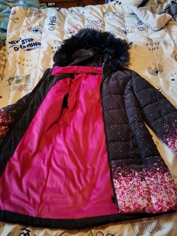 Jolie doudoune Desigual