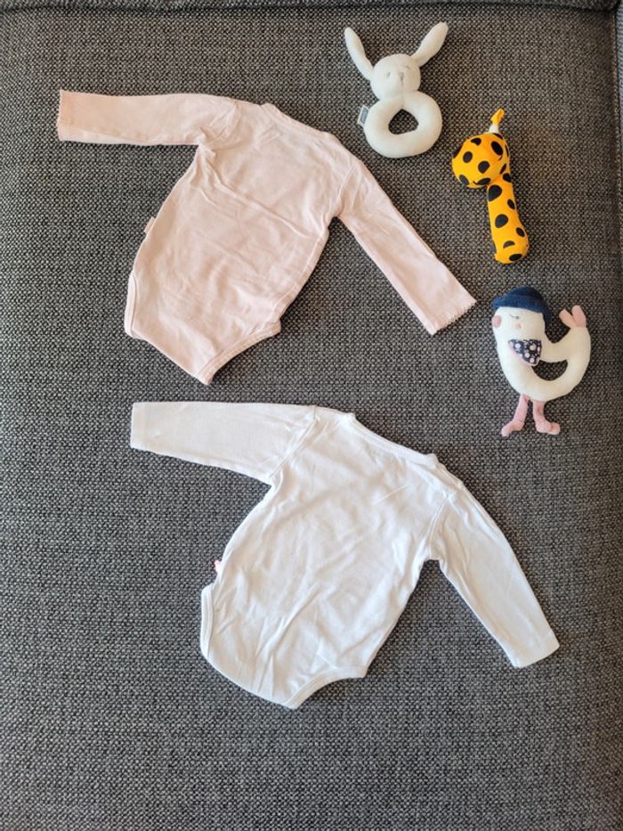 Lot 2 bodies fille 3 mois - photo numéro 6