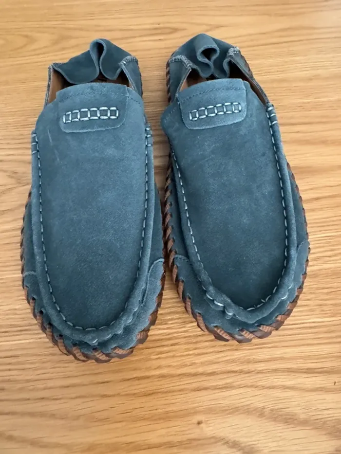 Mocassins légers en cuir vert neuf taille 45 - photo numéro 2