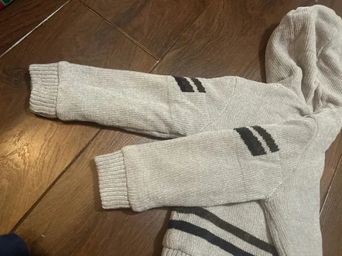 Magnifique Cardigan gilet à capuche chaud réversible garcon IKKS taille 3 ans - photo numéro 15