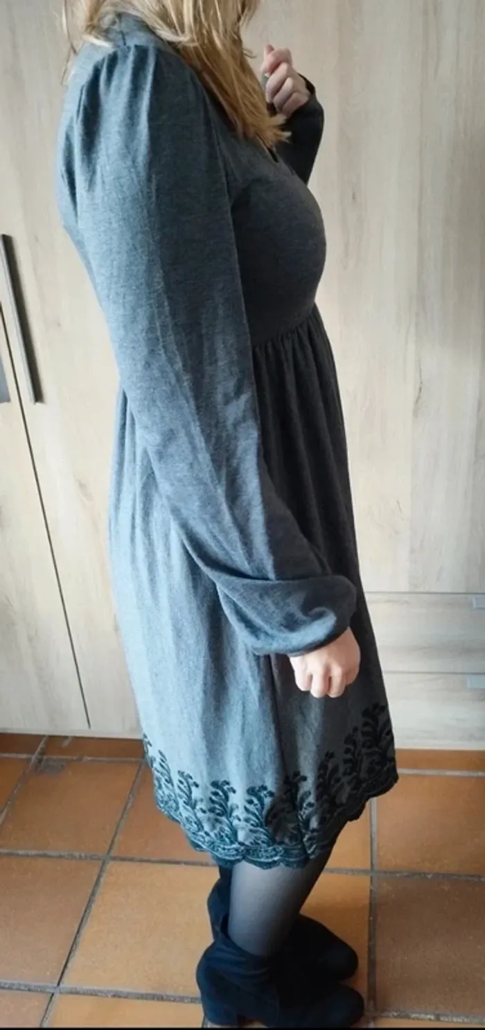 Robe +écharpe taille 36 - photo numéro 4