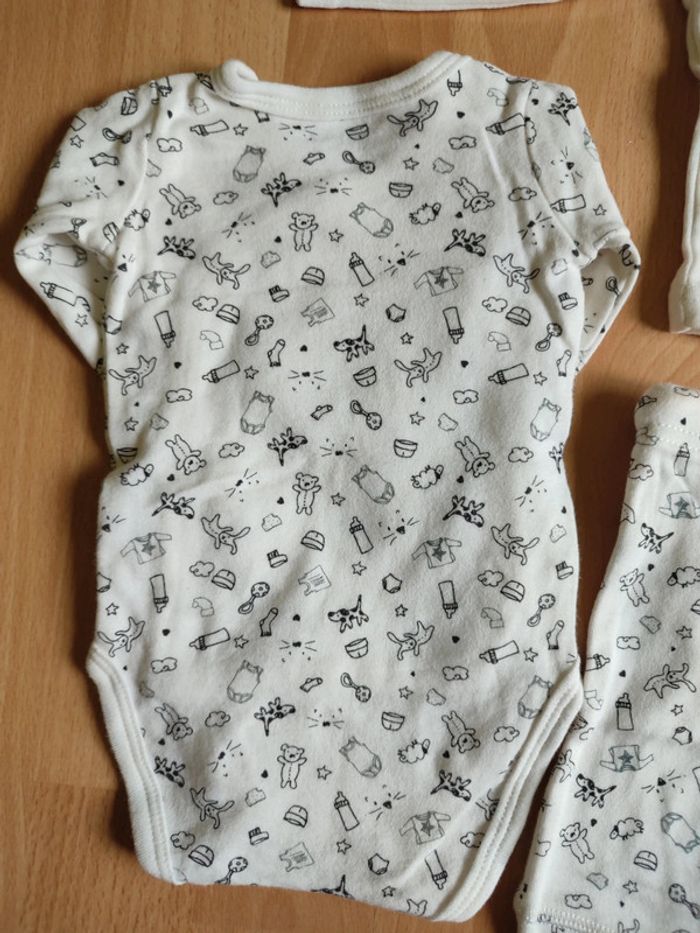 Lot Neuf ensemble body et bonnet HEMA en 1M - photo numéro 6