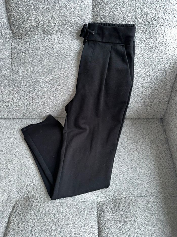 Pantalon jogging fluide noir MANGO