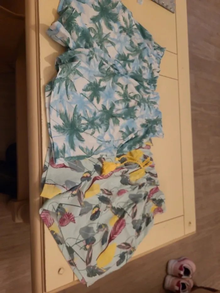 Lot de 2 shorts 10ans - photo numéro 2