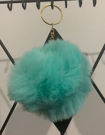 Porte-clés ou bijoux de sacs pompons en fausse fourrure