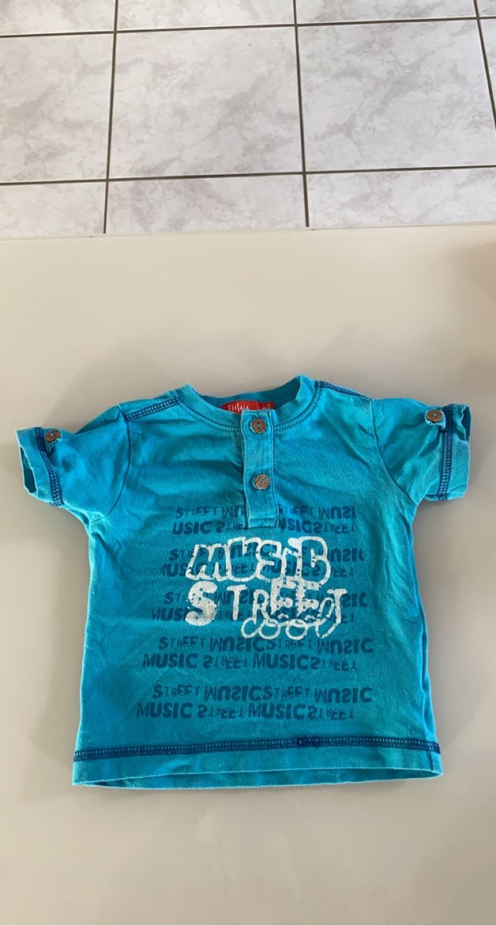 T-shirt