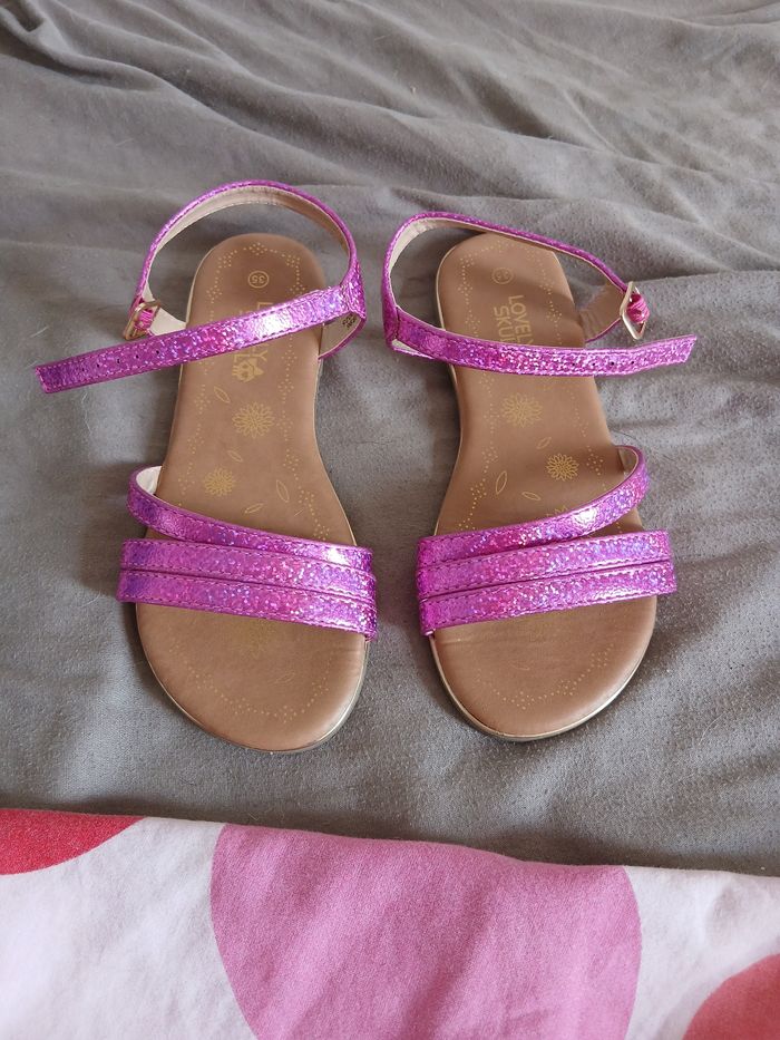 Sandalettes T35 - photo numéro 2