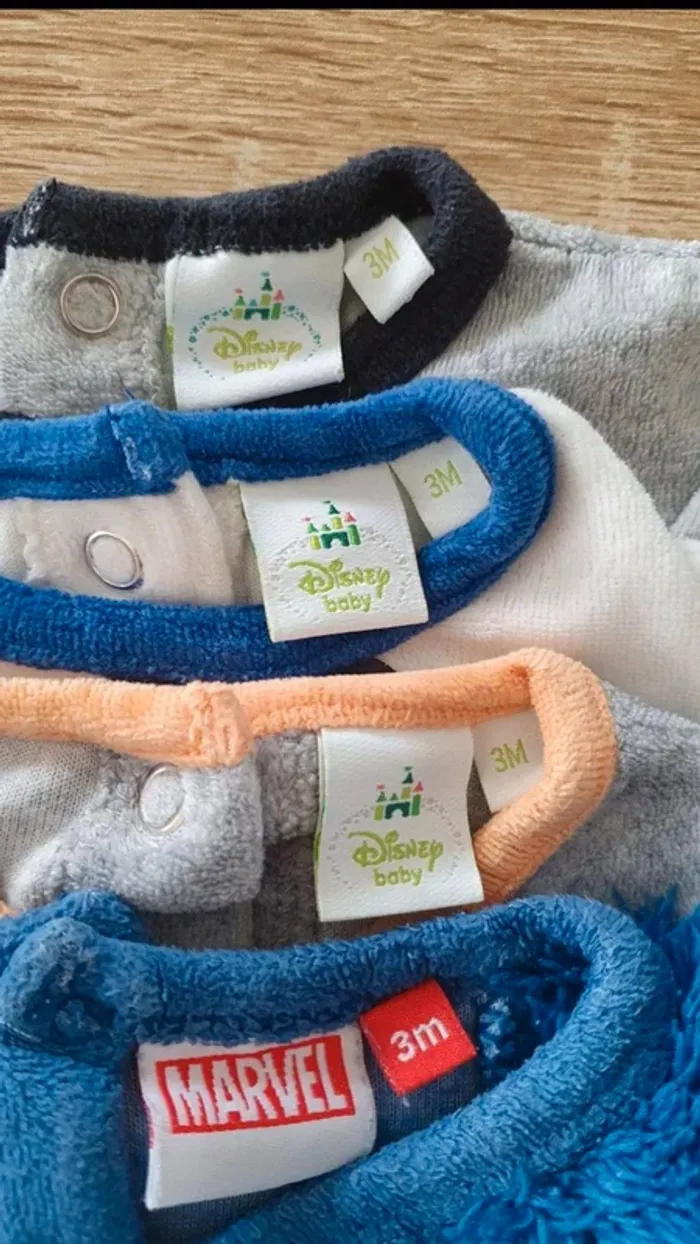 Lot de 4 pyjamas hiver 3 mois - photo numéro 10