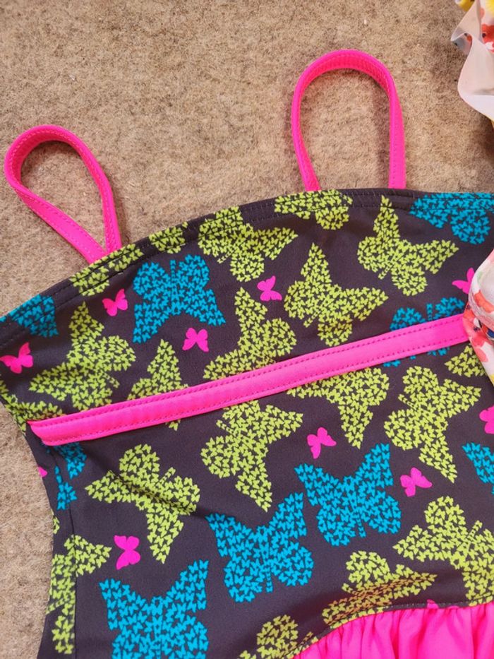 Lot de 2 maillots de bain 2 ans fille neufs - photo numéro 7