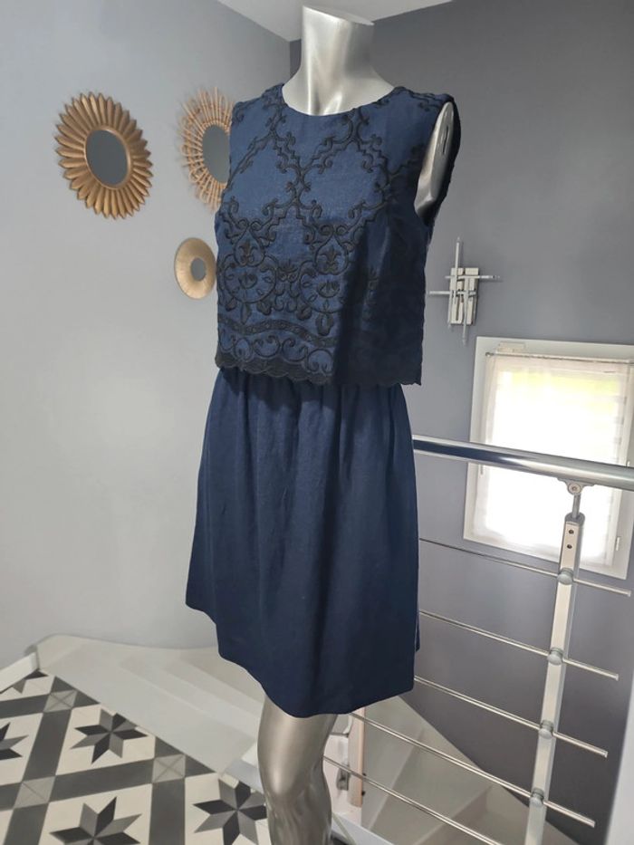 Robe dos nu