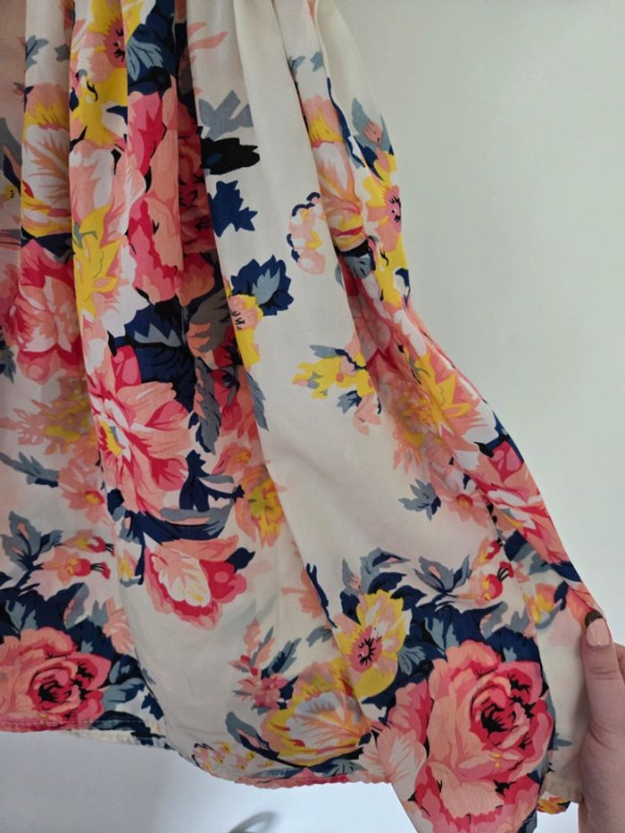 Robe fleuri taille M - photo numéro 2