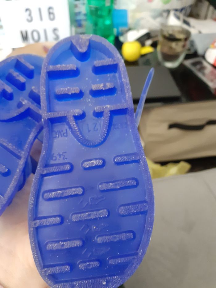 Chaussure - photo numéro 2