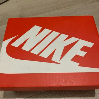 Chaussure Jordan 1 avec boîte d’origine